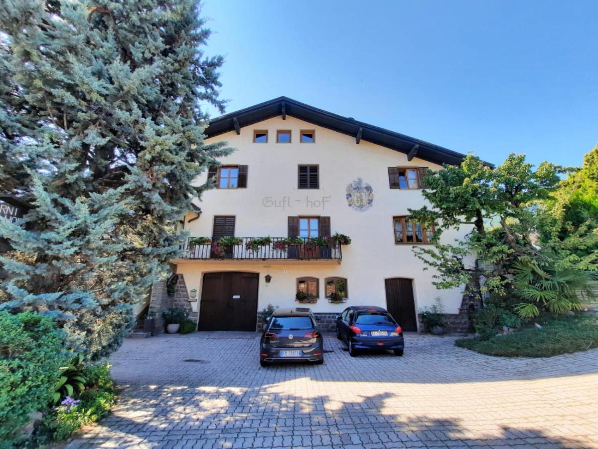 Garni Guflhof Bed & Breakfast Caldaro Exterior photo
