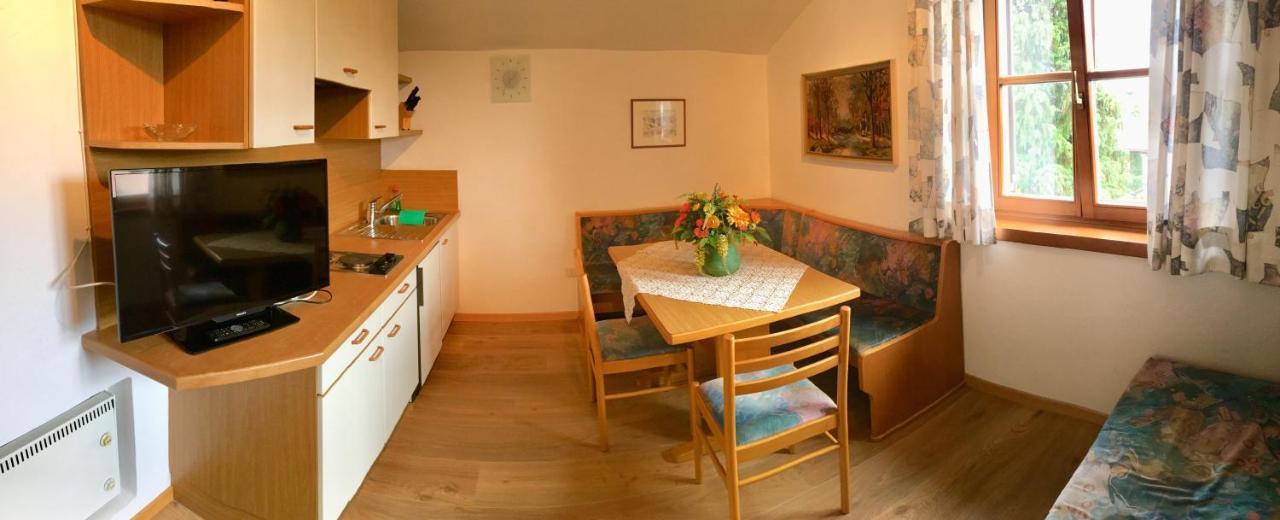 Garni Guflhof Bed & Breakfast Caldaro Exterior photo